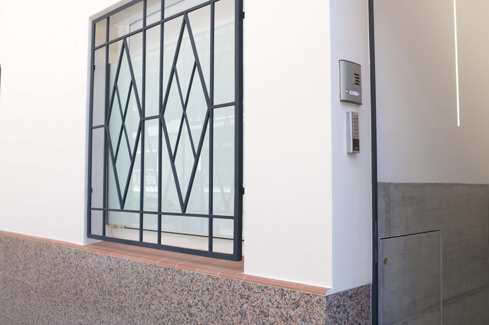 Boutique Plaza Catalonia Suites Cornella Cornellà de Llobregat Exteriér fotografie