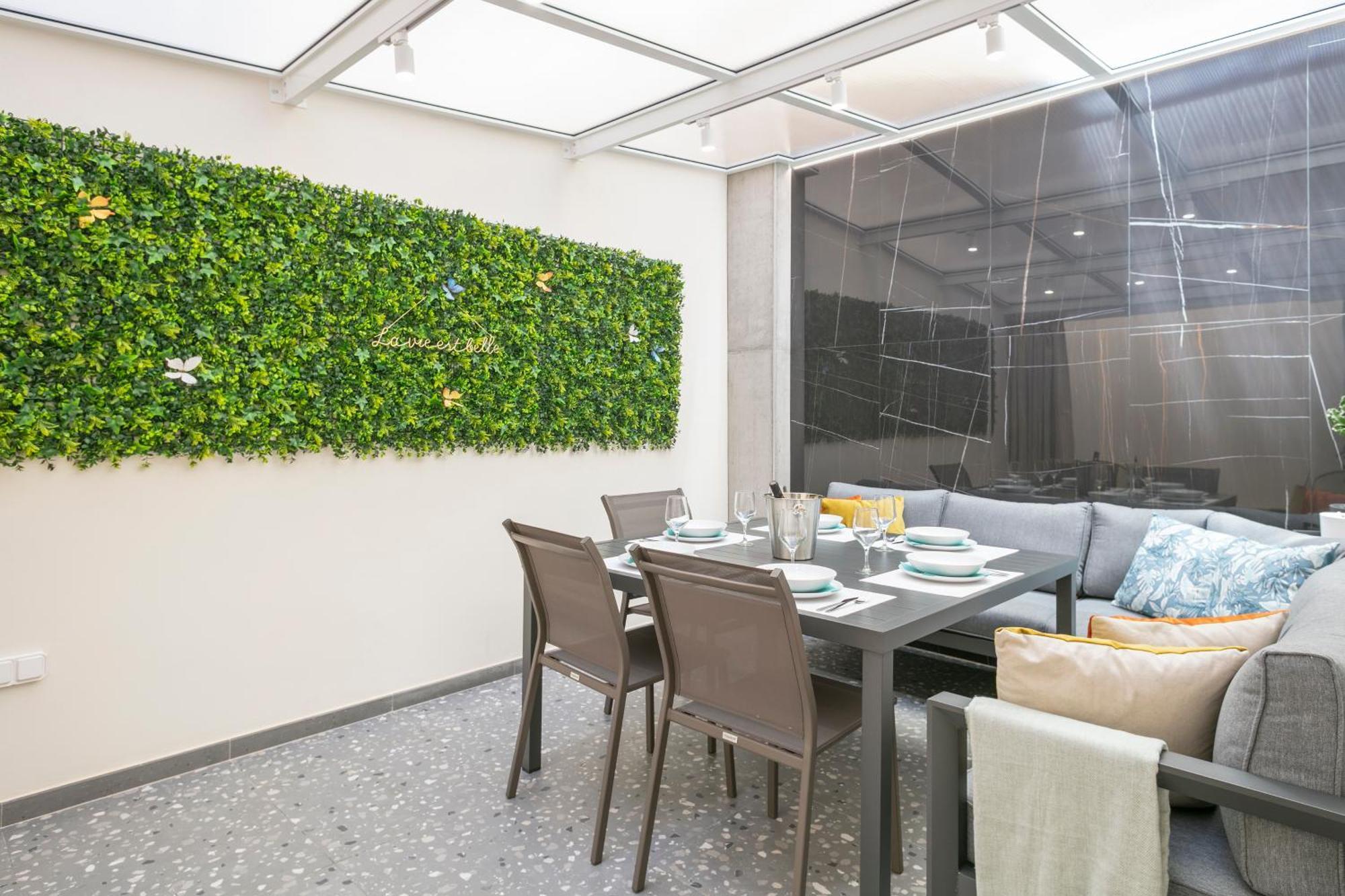 Boutique Plaza Catalonia Suites Cornella Cornellà de Llobregat Exteriér fotografie