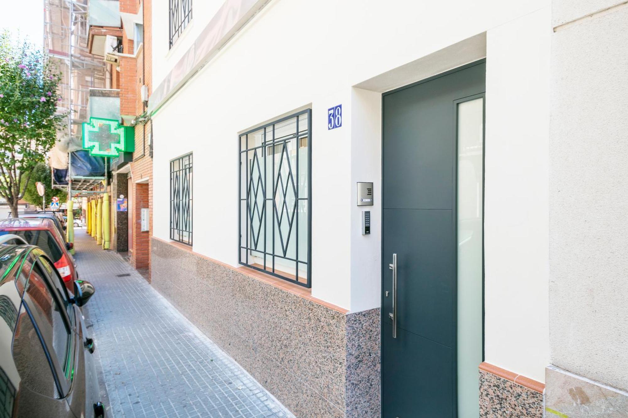 Boutique Plaza Catalonia Suites Cornella Cornellà de Llobregat Exteriér fotografie